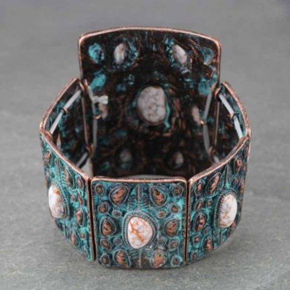 LAST ONE!! Western Statement Bracelet - Picture 4 of 4